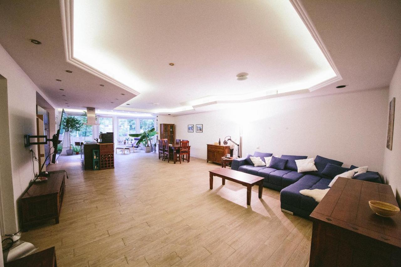 Grosse & Voll Ausgestattete Apartments, Studios, Doppelzimmer, Workspace, Parkplatz, Netflix, Prime & Schnelles Wifi In Ruhiger Lage Mit Garten Рудольштадт Экстерьер фото