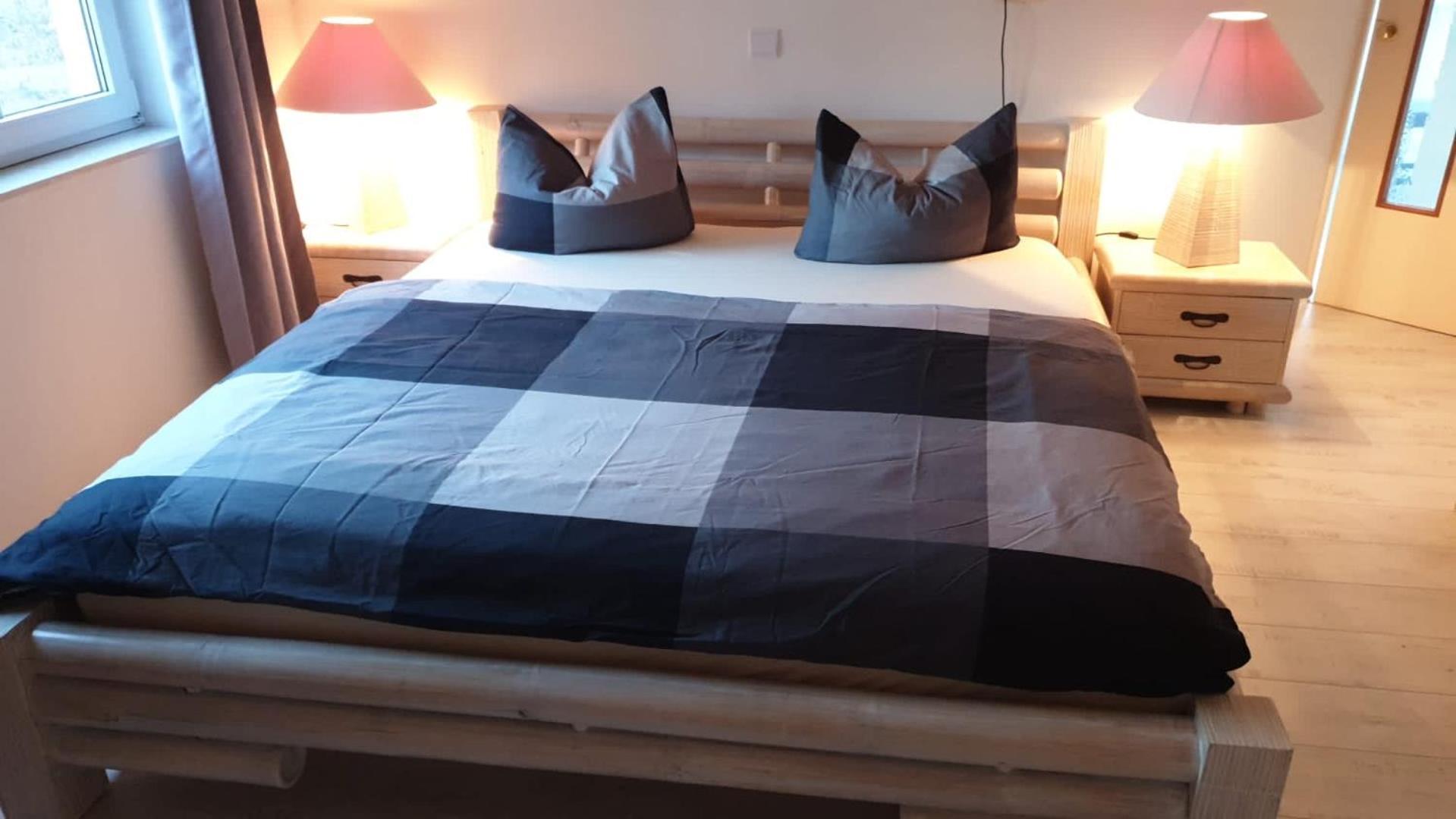 Grosse & Voll Ausgestattete Apartments, Studios, Doppelzimmer, Workspace, Parkplatz, Netflix, Prime & Schnelles Wifi In Ruhiger Lage Mit Garten Рудольштадт Экстерьер фото