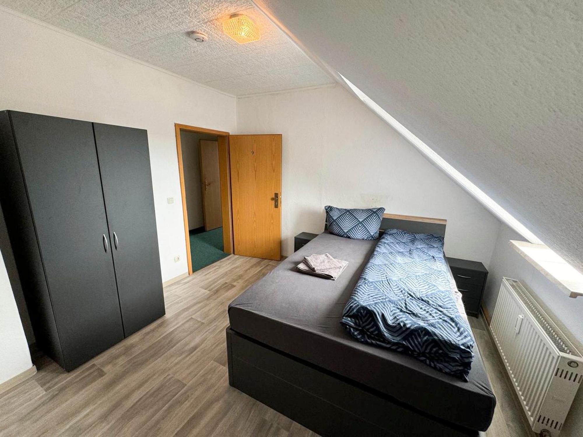 Grosse & Voll Ausgestattete Apartments, Studios, Doppelzimmer, Workspace, Parkplatz, Netflix, Prime & Schnelles Wifi In Ruhiger Lage Mit Garten Рудольштадт Экстерьер фото