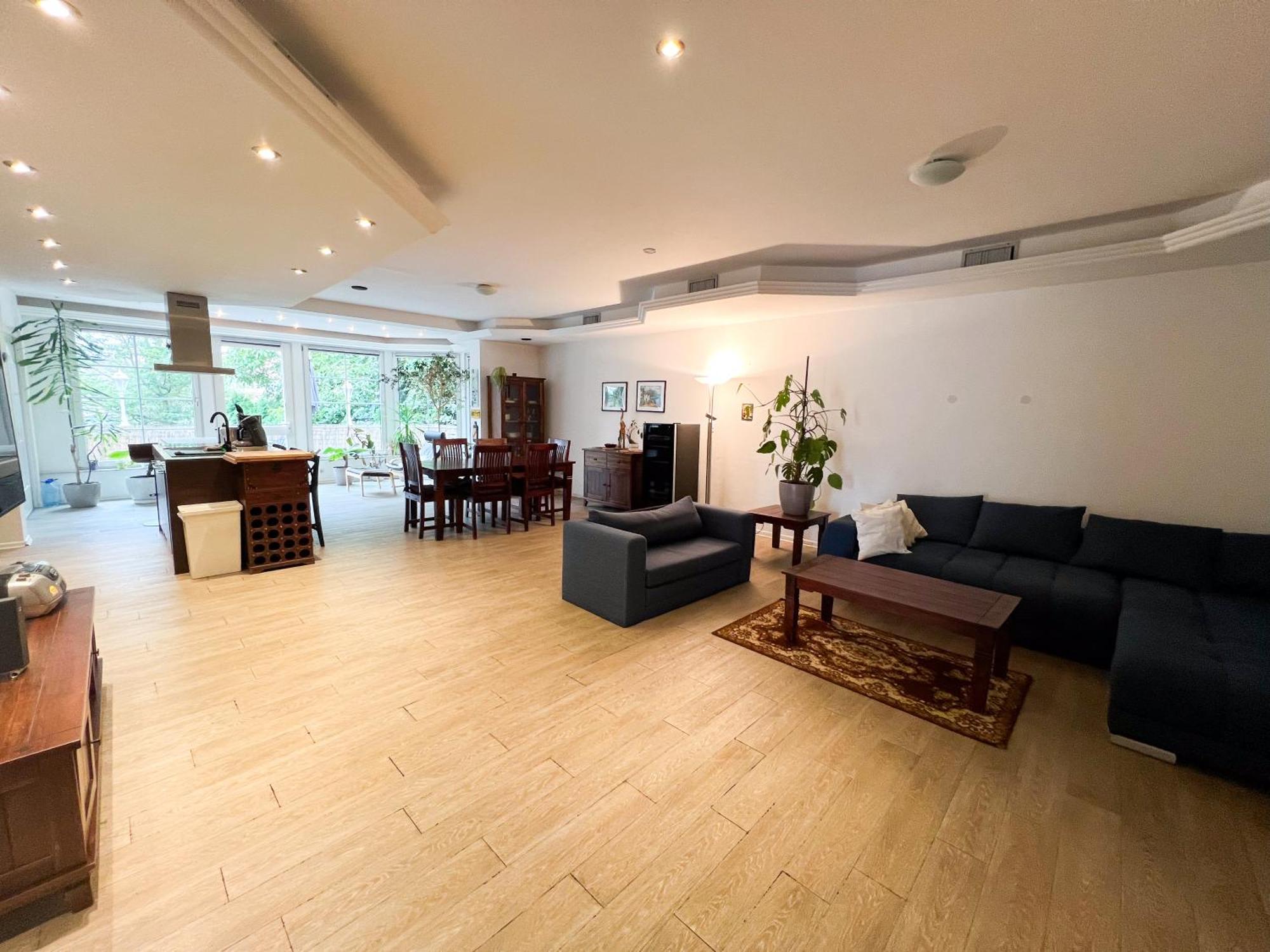 Grosse & Voll Ausgestattete Apartments, Studios, Doppelzimmer, Workspace, Parkplatz, Netflix, Prime & Schnelles Wifi In Ruhiger Lage Mit Garten Рудольштадт Экстерьер фото