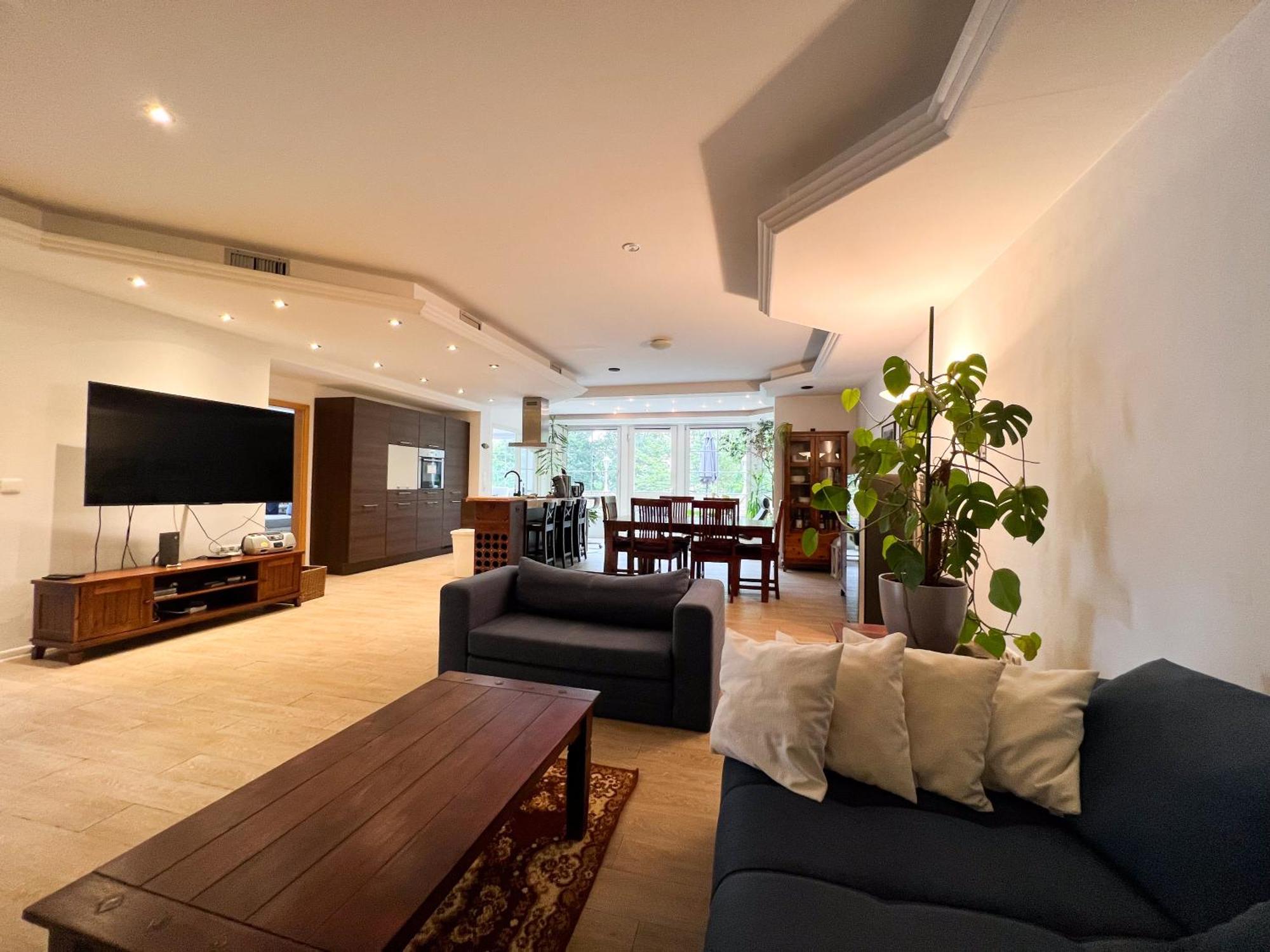 Grosse & Voll Ausgestattete Apartments, Studios, Doppelzimmer, Workspace, Parkplatz, Netflix, Prime & Schnelles Wifi In Ruhiger Lage Mit Garten Рудольштадт Экстерьер фото