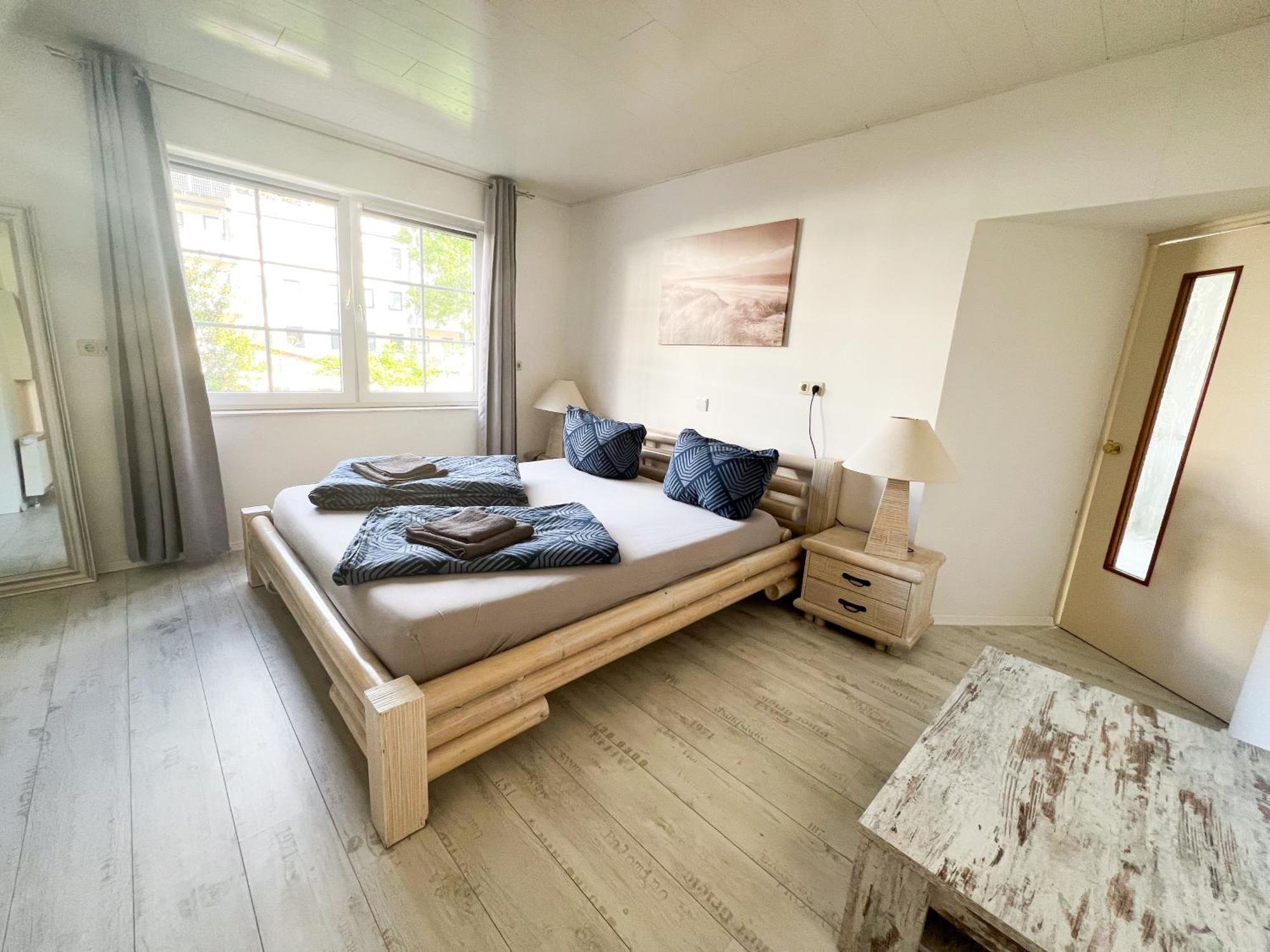 Grosse & Voll Ausgestattete Apartments, Studios, Doppelzimmer, Workspace, Parkplatz, Netflix, Prime & Schnelles Wifi In Ruhiger Lage Mit Garten Рудольштадт Номер фото